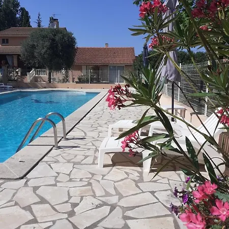 Et D'ayran Bed & Breakfast Saint-Quentin-la-Poterie