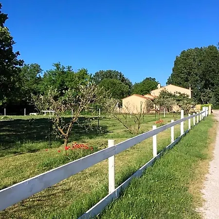Et D'ayran 3* Saint-Quentin-la-Poterie